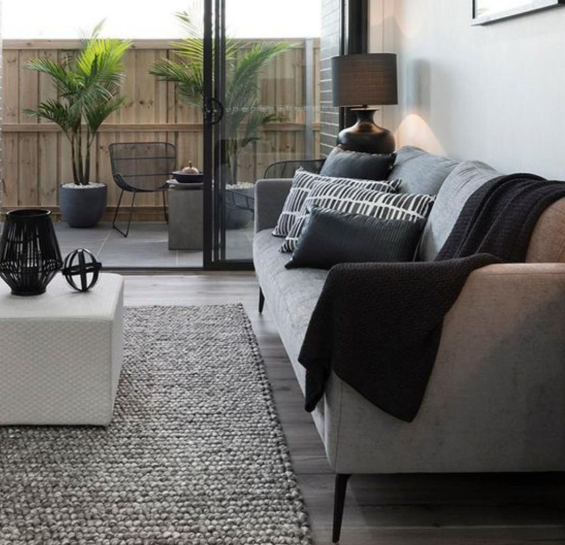 WhatsApp Image 2025-10-03 at 14.28.21 (2)